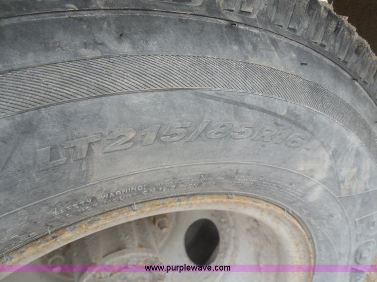 image for item F8765 1997 Ford F350 XL utility truck