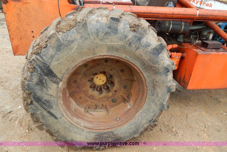 image for item G3119 Koehring Sky Trak 6034-4 telehandler