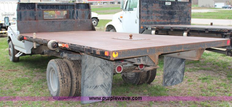 image for item G5044 1997 Ford F450 Super Duty dump bed truck