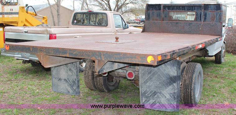 image for item G5044 1997 Ford F450 Super Duty dump bed truck