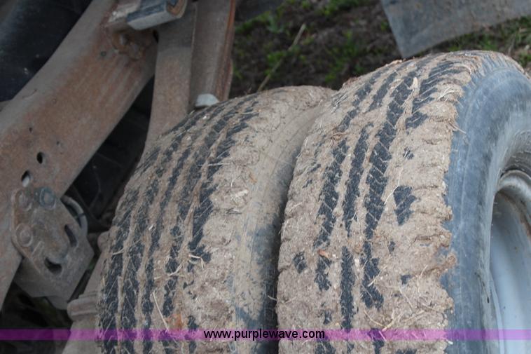 image for item G5044 1997 Ford F450 Super Duty dump bed truck