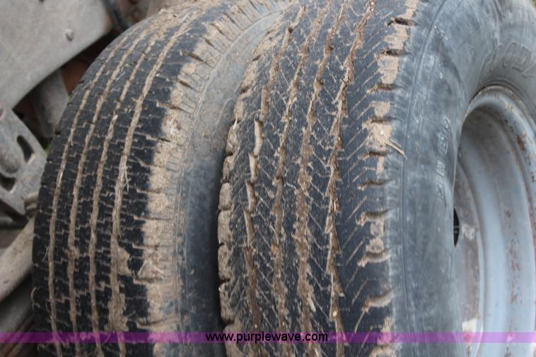 image for item G5044 1997 Ford F450 Super Duty dump bed truck