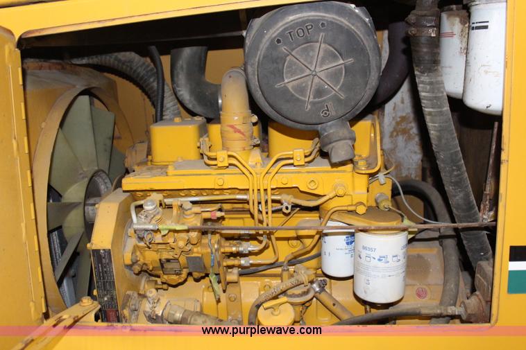 image for item G5102 1995 Vermeer V8550 rock saw