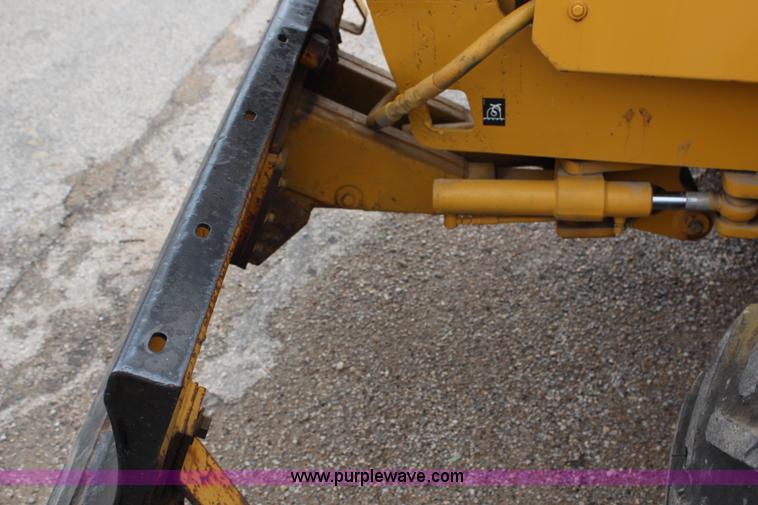 image for item G5102 1995 Vermeer V8550 rock saw