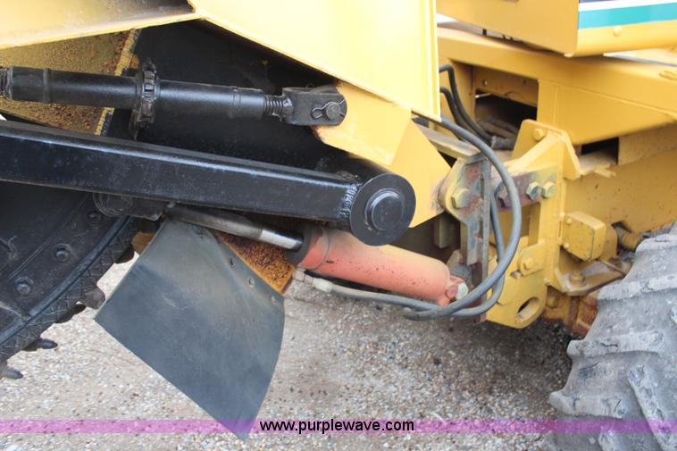 image for item G5102 1995 Vermeer V8550 rock saw