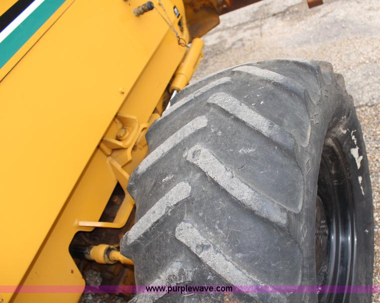 image for item G5102 1995 Vermeer V8550 rock saw