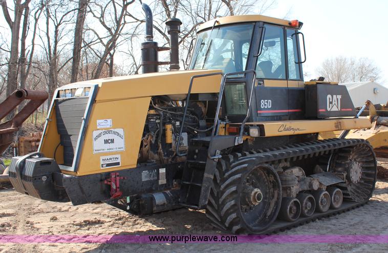 image for item G5408 1996 Caterpillar Challenger 85D tractor
