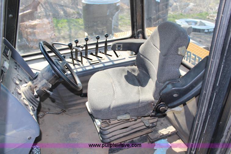 image for item G5408 1996 Caterpillar Challenger 85D tractor