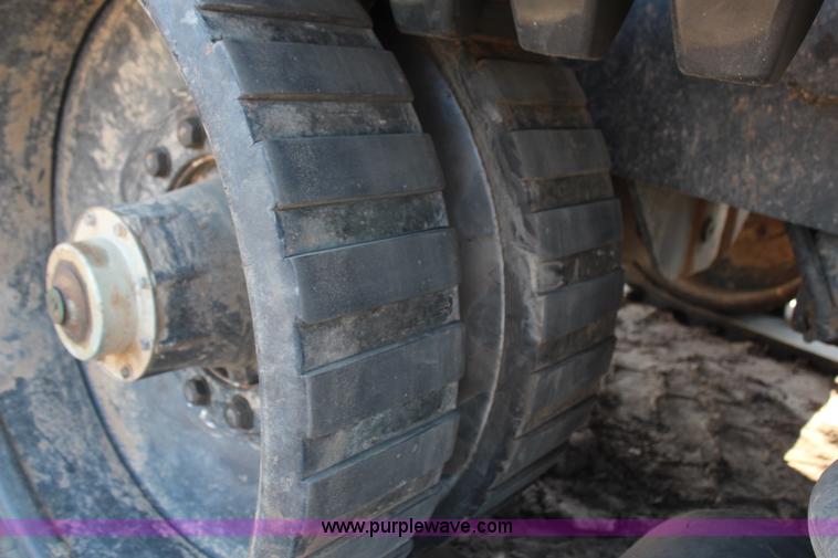 image for item G5408 1996 Caterpillar Challenger 85D tractor