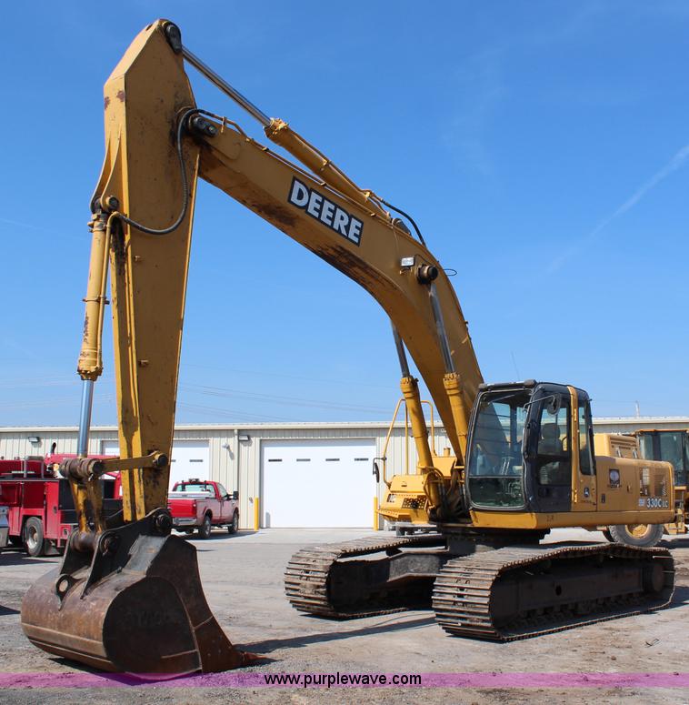image for item G5426 2004 John Deere 330C LC excavator