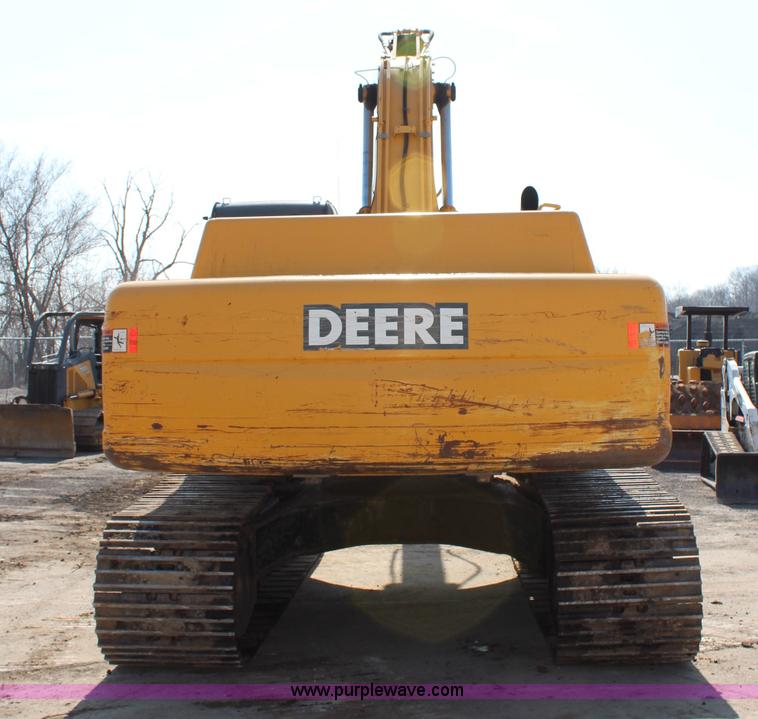 image for item G5426 2004 John Deere 330C LC excavator