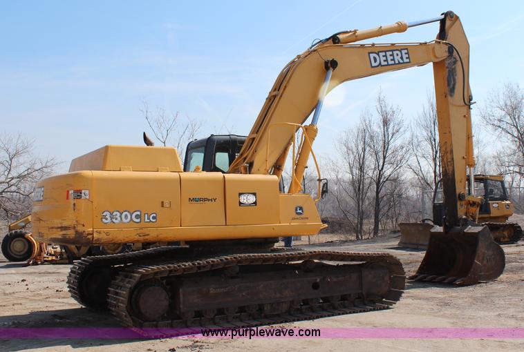 image for item G5426 2004 John Deere 330C LC excavator