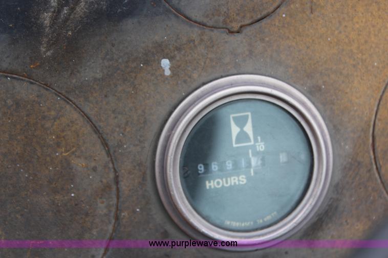 image for item G5437 International 510 wheel loader