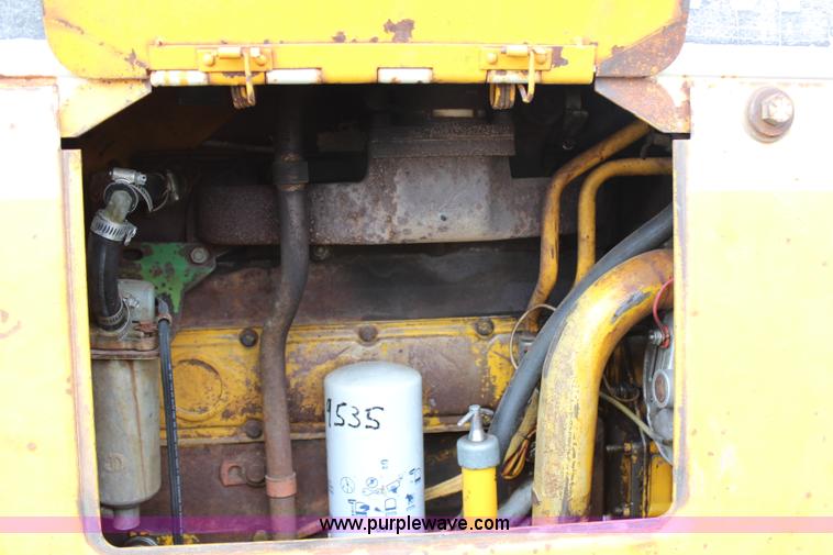 image for item G5437 International 510 wheel loader