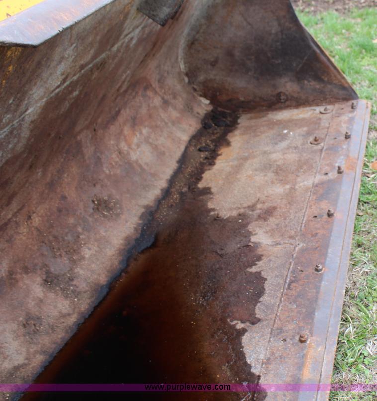 image for item G5437 International 510 wheel loader