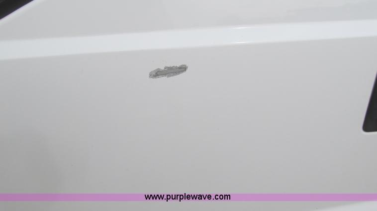 image for item G5685 2006 Ford F350 Crew Cab flatbed truck