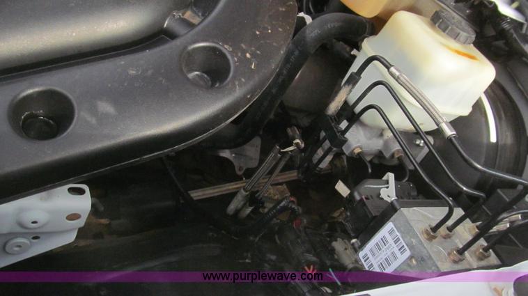 image for item G5687 2005 Ford F250 SuperCab pickup truck