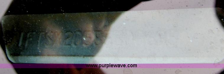 image for item G5687 2005 Ford F250 SuperCab pickup truck