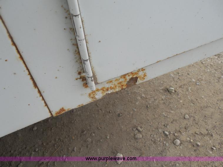 image for item G7833 2001 Ford F350 Super Duty utility truck