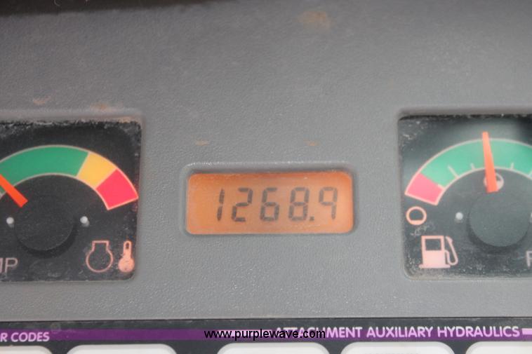 image for item H3676 2002 Bobcat 763 skid steer