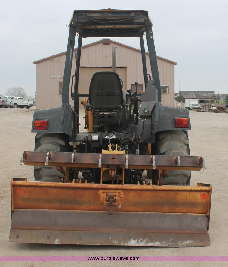 image for item H3736 1994 Ford 455D landscape loader