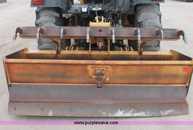 image for item H3736 1994 Ford 455D landscape loader