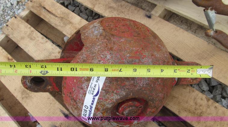 image for item O9170 (3) cable crane balls