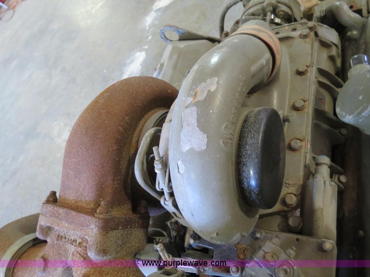 image for item S9632 Detroit Diesel 8V-92 12.1L diesel engine