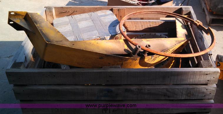 image for item V9952 Assorted Volvo A30 parts