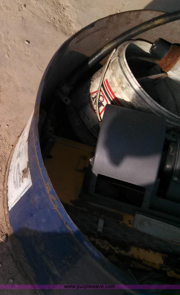 image for item V9952 Assorted Volvo A30 parts