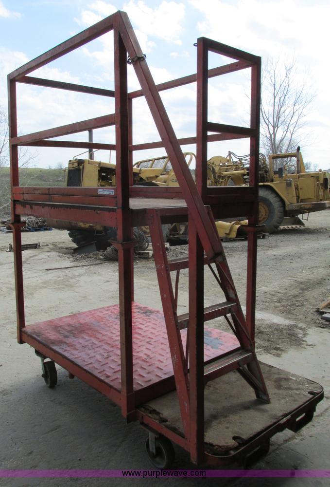 image for item V9960 Portable scaffolding