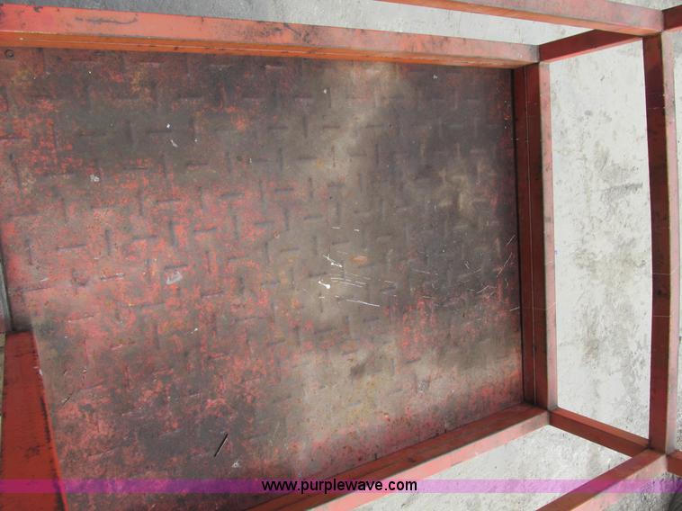 image for item V9960 Portable scaffolding