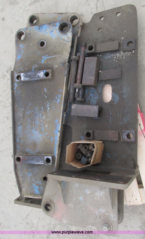 image for item V9967 (2) hammer tool carriers