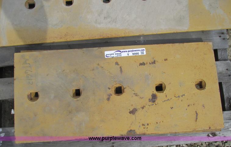 image for item V9990 Caterpillar cutting edges for scrapers
