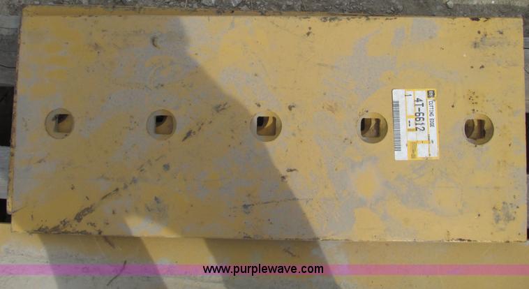 image for item V9990 Caterpillar cutting edges for scrapers