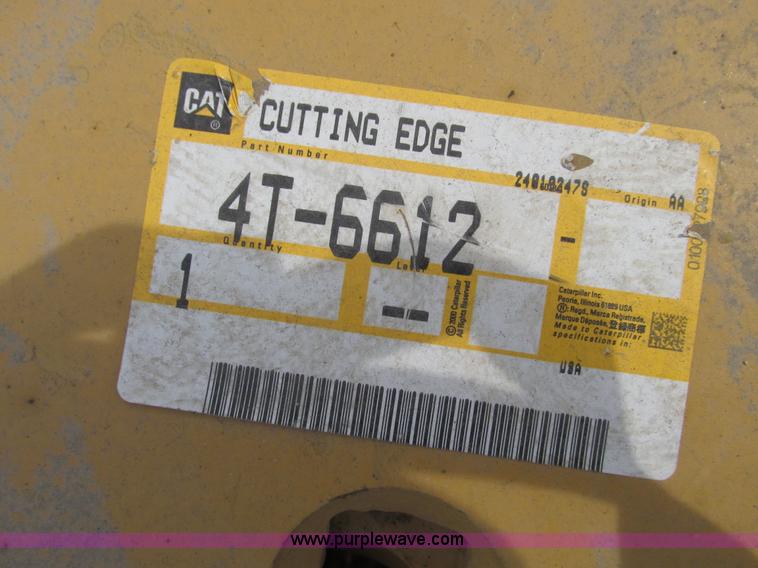 image for item V9990 Caterpillar cutting edges for scrapers