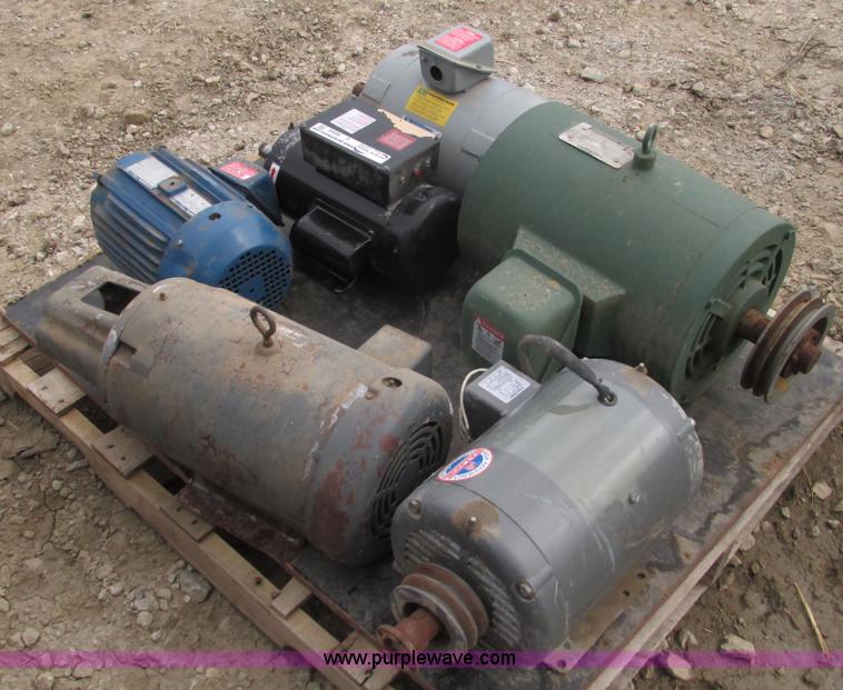 image for item V9995 (6) electric motors