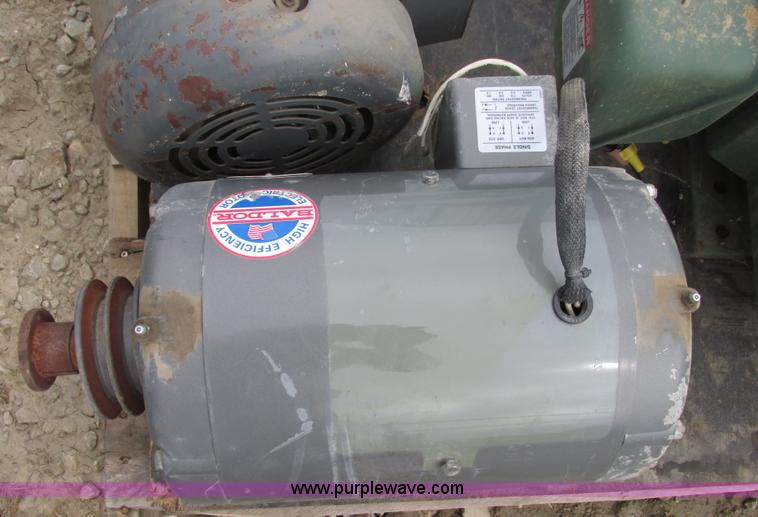 image for item V9995 (6) electric motors