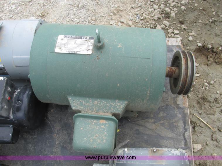 image for item V9995 (6) electric motors