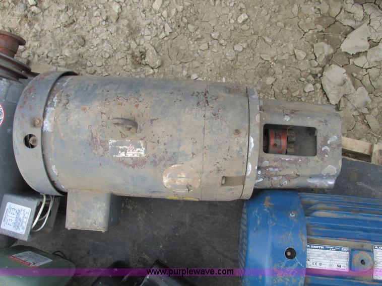 image for item V9995 (6) electric motors