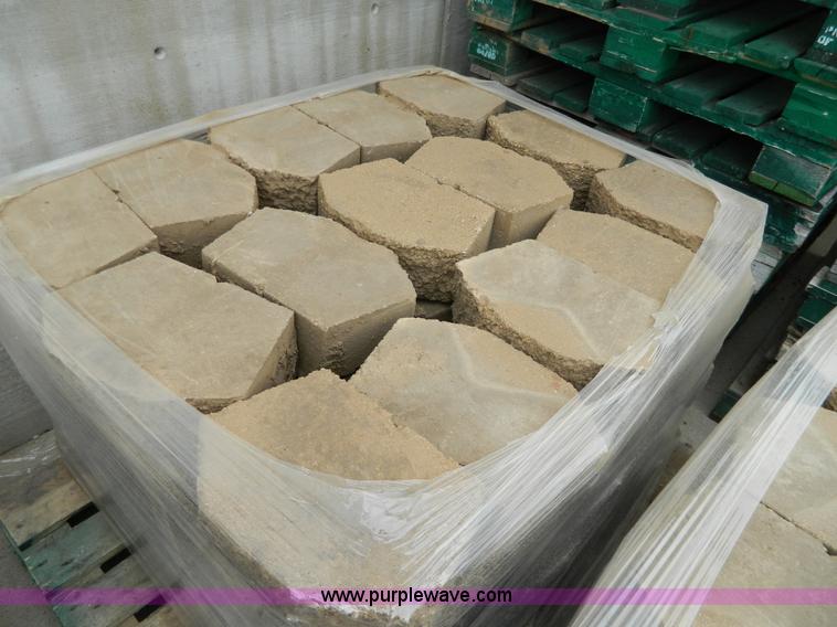 image for item AD9736 (100) landscape bricks