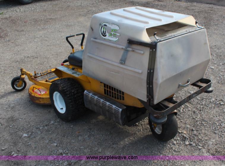 image for item AJ9605 Walker ZTR lawn mower