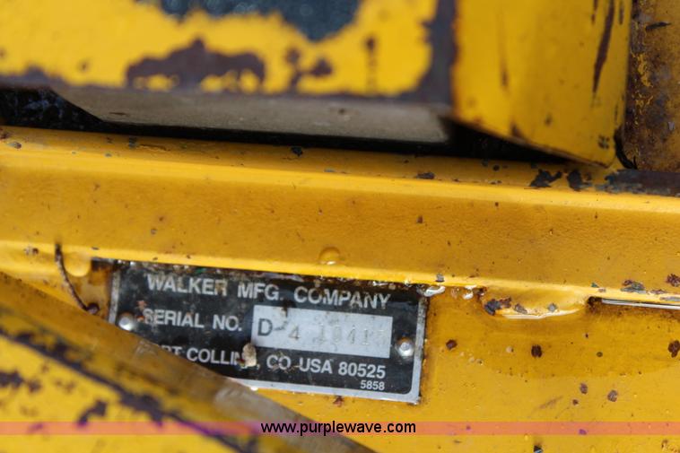 image for item AJ9605 Walker ZTR lawn mower