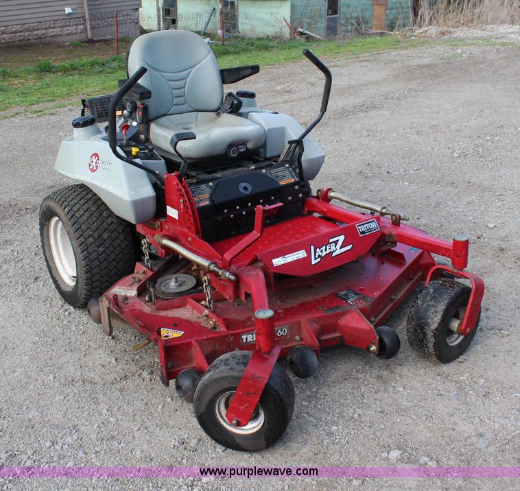 image for item AJ9606 Exmark Lazer Z ZTR lawn mower