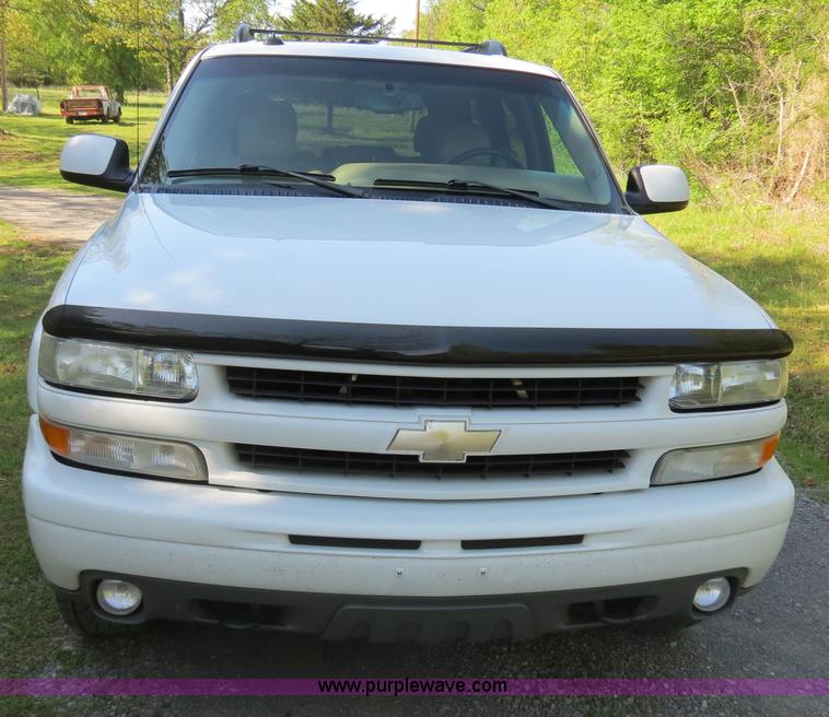 image for item B4752 2003 Chevrolet Tahoe Z71 SUV