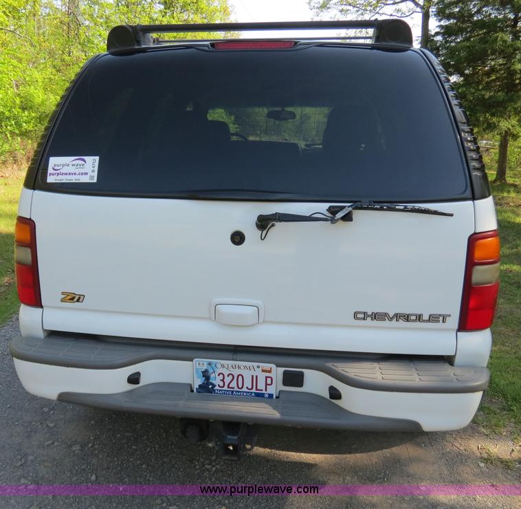 image for item B4752 2003 Chevrolet Tahoe Z71 SUV