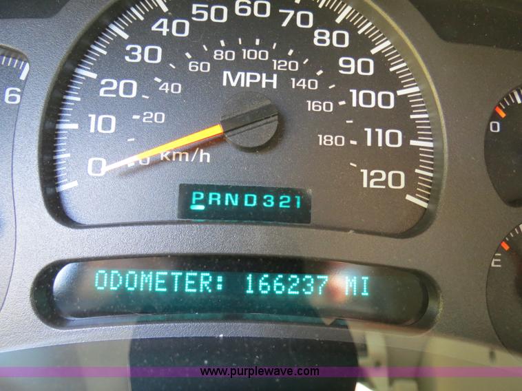 image for item B4752 2003 Chevrolet Tahoe Z71 SUV