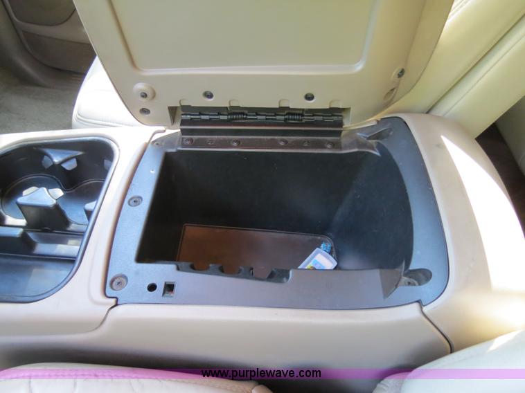 image for item B4752 2003 Chevrolet Tahoe Z71 SUV