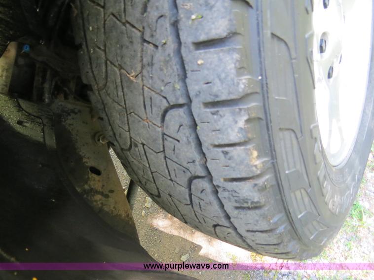 image for item B4752 2003 Chevrolet Tahoe Z71 SUV