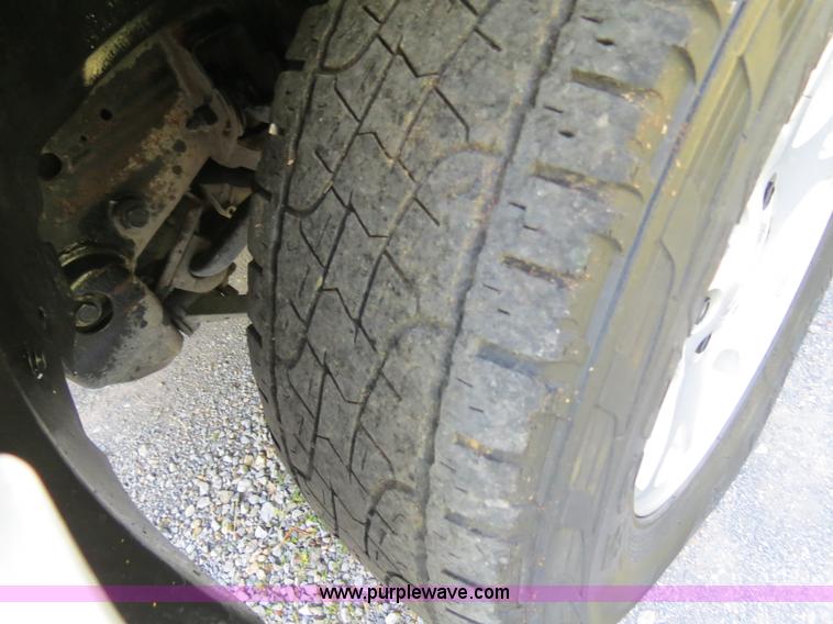 image for item B4752 2003 Chevrolet Tahoe Z71 SUV